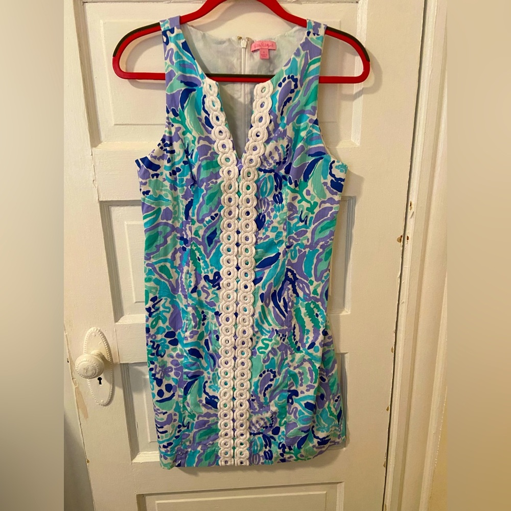 EUC Lilly Pulitzer Purple, white, blue and green sheath dress.